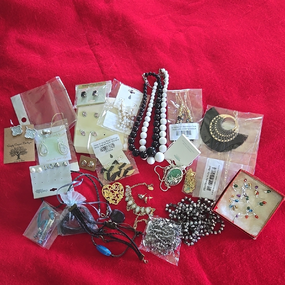 Lot Of Jewelry